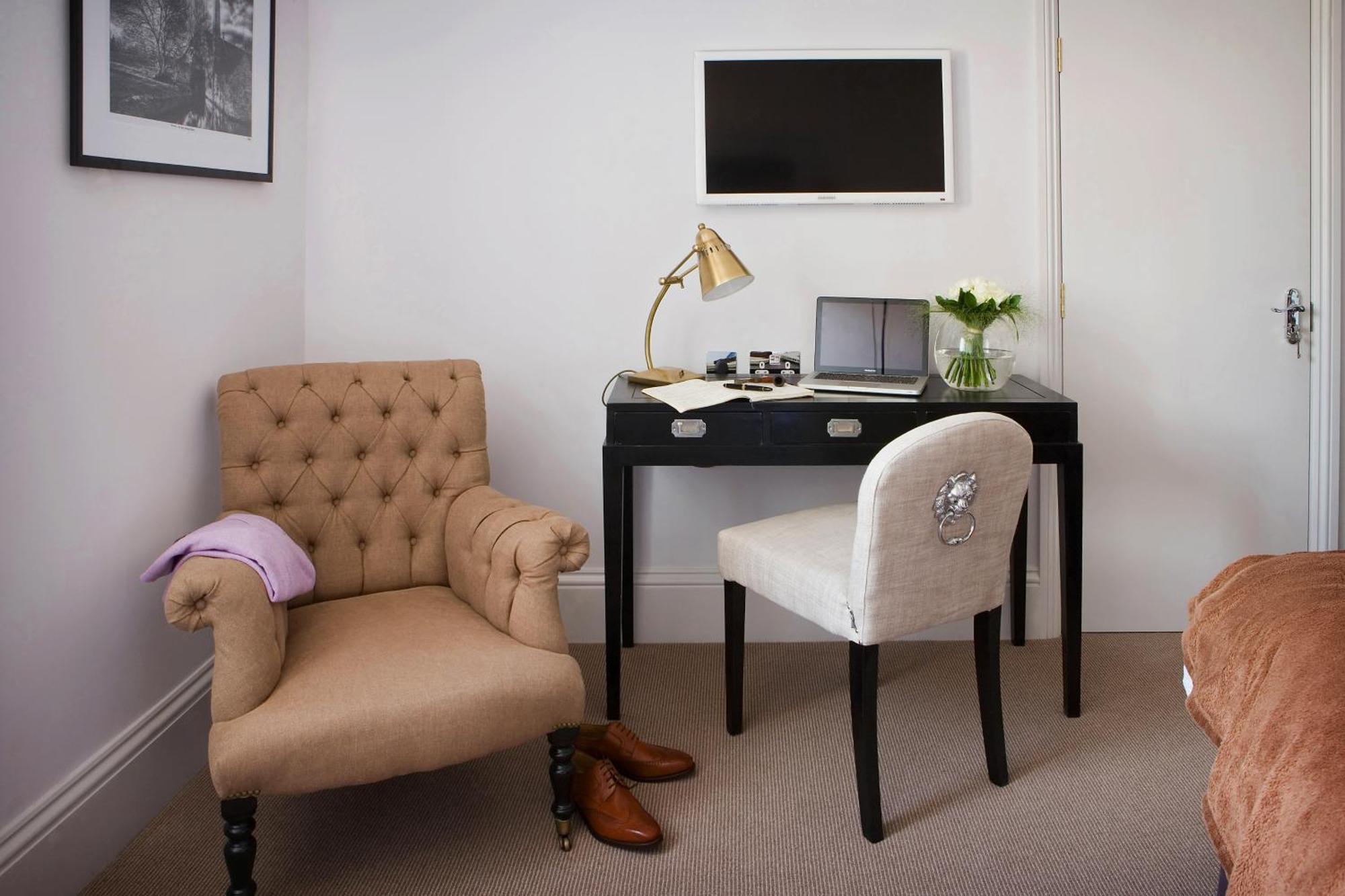 Rooms By Bistrot Pierre At The Crescent Inn Ilkley Exterior foto